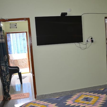 Manohars New Home Tirupati Esterno foto