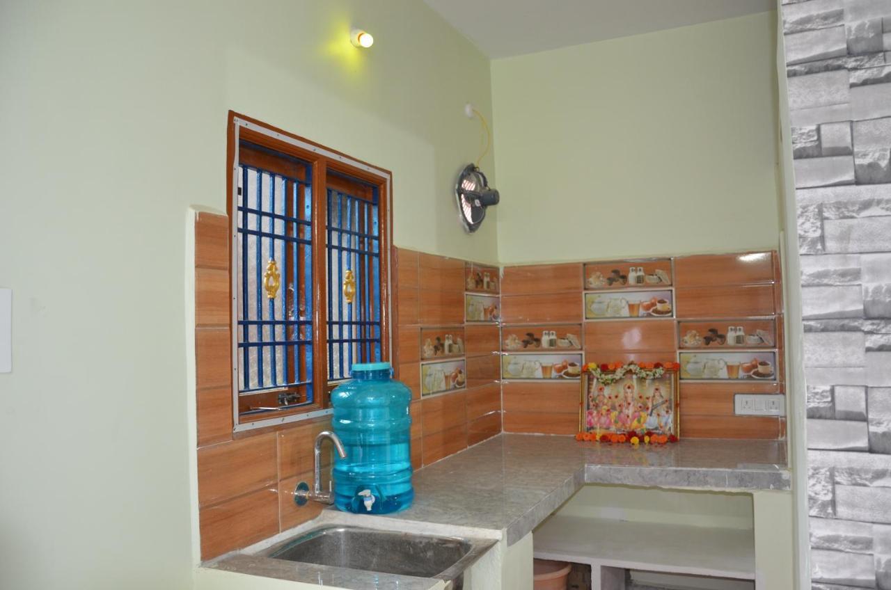 Manohars New Home Tirupati Esterno foto